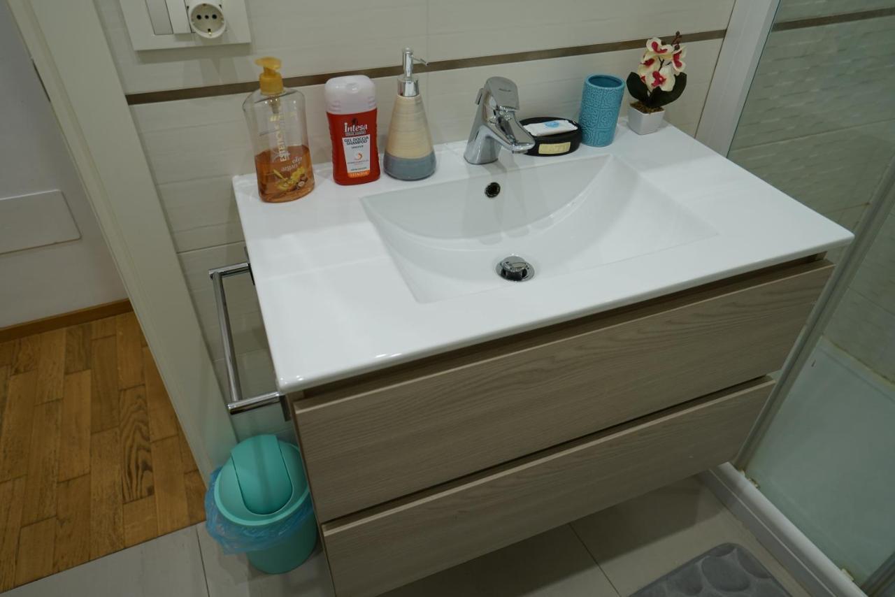 Fast Wifi E Netflix -- Centro Di Rho Vicino Stazione Apartment Ngoại thất bức ảnh